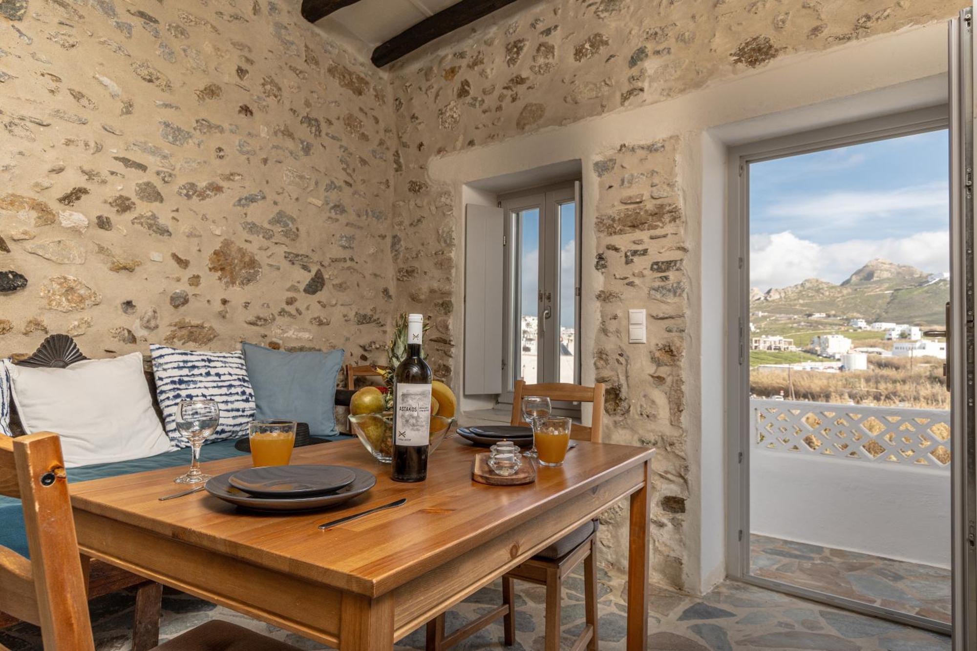 The White Stone House Διαμέρισμα Naxos City Εξωτερικό φωτογραφία